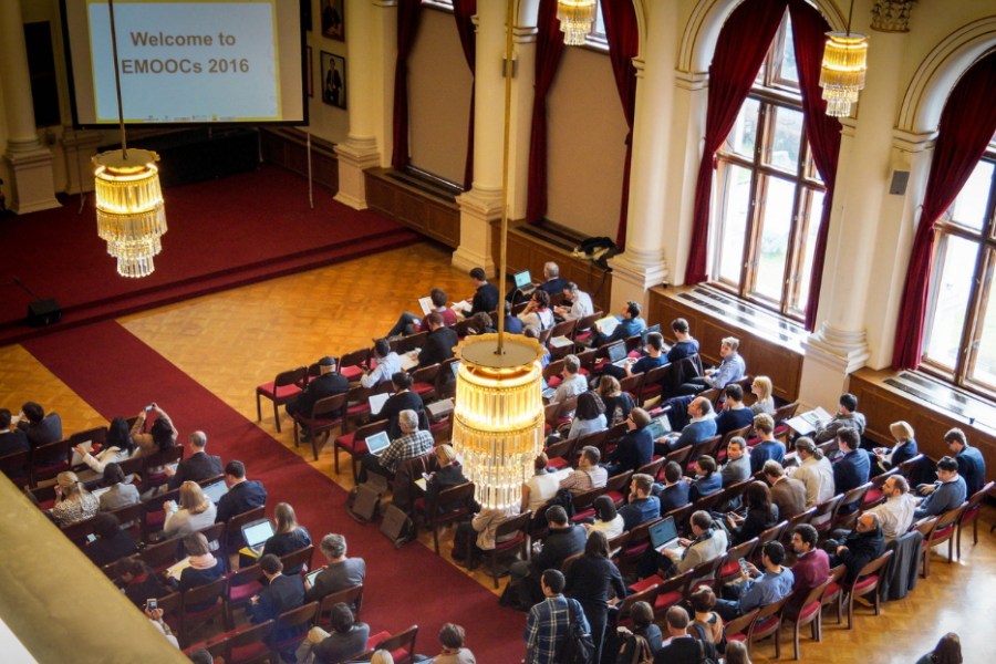eMOOCs